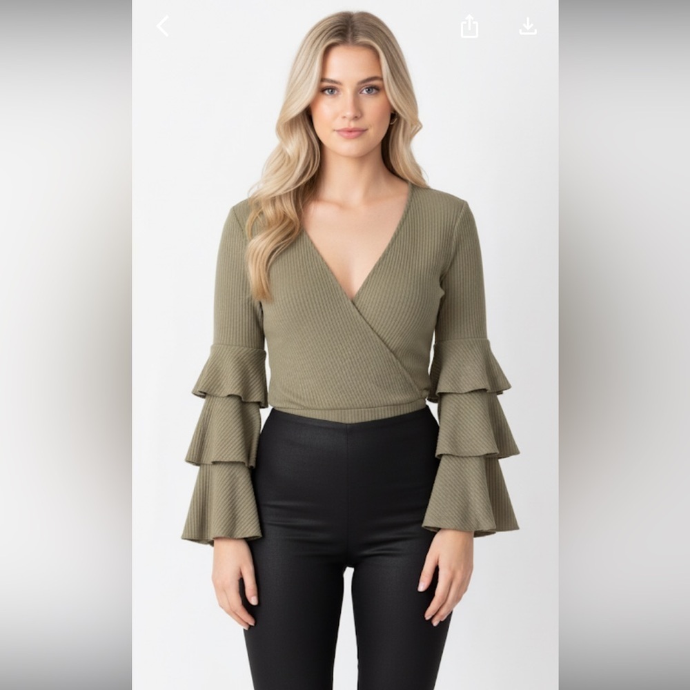Peach Love waffle knit top size small olive green
